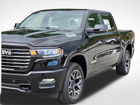 New 2026 RAM 1500 Laramie AWD/4WD image 42