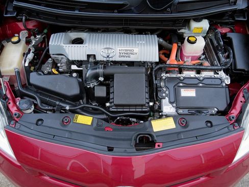 Used 2013 Toyota Prius Three FWD image 35