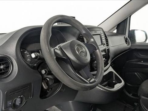 Used 2019 Mercedes-Benz Metris image 18