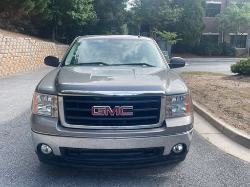Used 2008 GMC Sierra 1500 SLE w/ Convenience Package RWD image 2