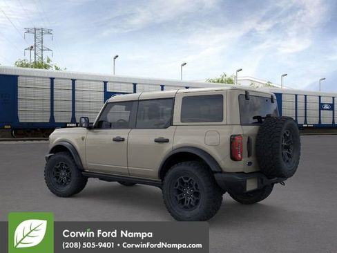 New 2026 Ford Bronco Badlands image 5