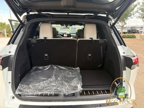 Used 2026 INFINITI QX60 Autograph w/ Dark Cargo Package AWD/4WD image 30