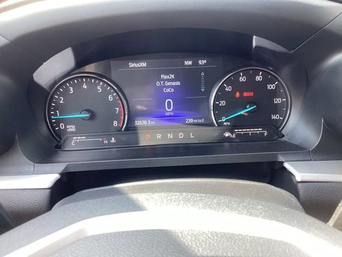 Used 2022 Ford Explorer XLT w/ Equipment Group 202A AWD/4WD image 22