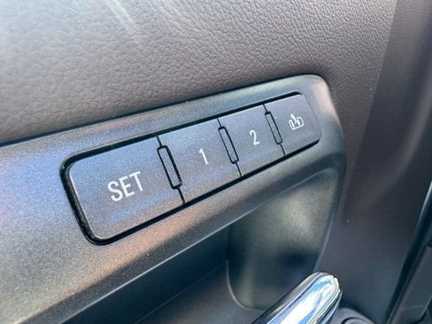 Used 2019 Chevrolet Silverado 2500 High Country w/ Duramax Plus Package image 18