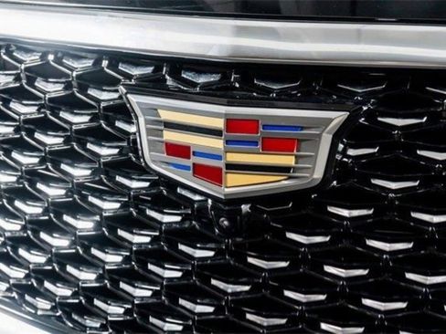 Used 2026 Cadillac Escalade Luxury w/ Touring Package image 17