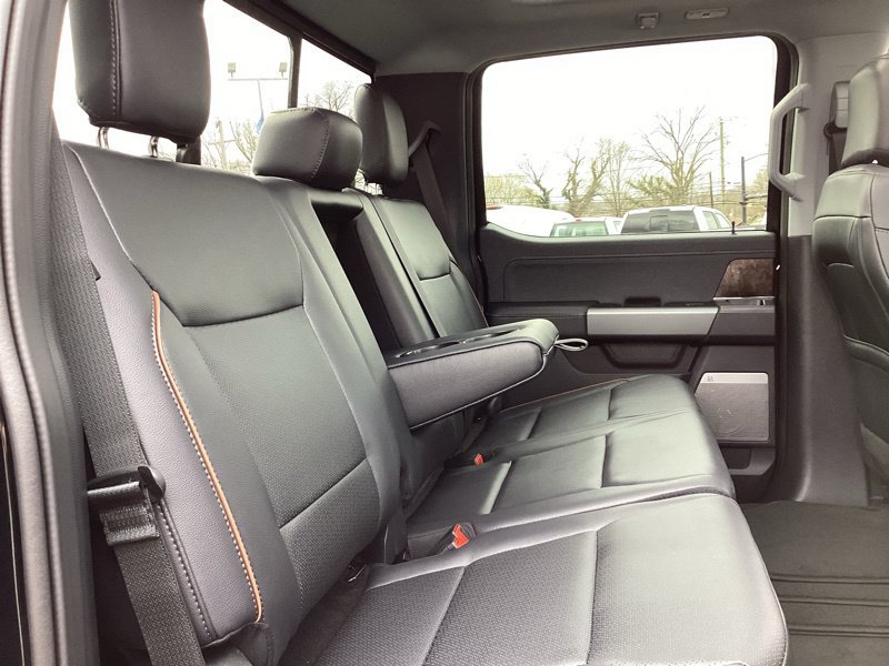 New 2026 Ford F250 Lariat w/ Black Appearance Package AWD/4WD image 23