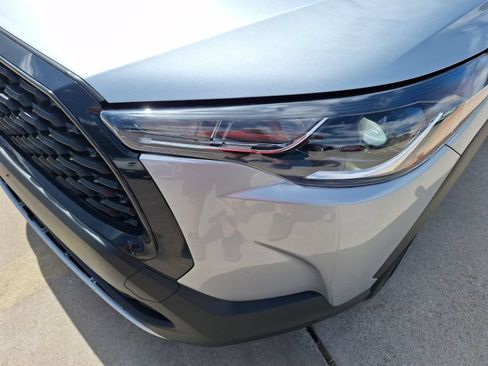 Used 2024 Toyota Corolla Cross L FWD image 10