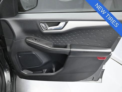 Used 2020 Ford Escape SEL AWD/4WD image 36