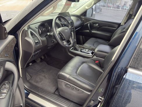 Used 2022 INFINITI QX80 Luxe w/ Cargo Package image 11