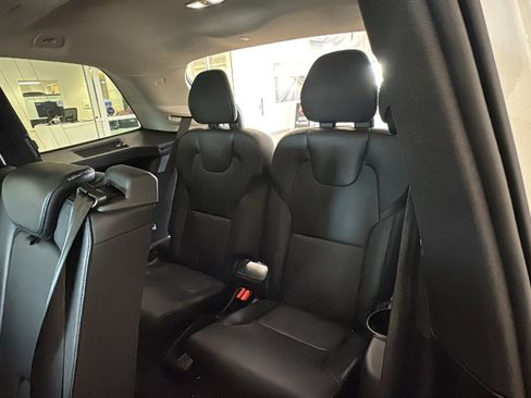 Certified 2023 Volvo XC90 B5 Core w/ Protection Package Premier image 30