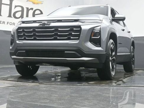 New 2026 Chevrolet Equinox LT w/ Convenience Package II image 34