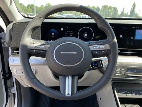 New 2025 Hyundai Kona SEL image 11