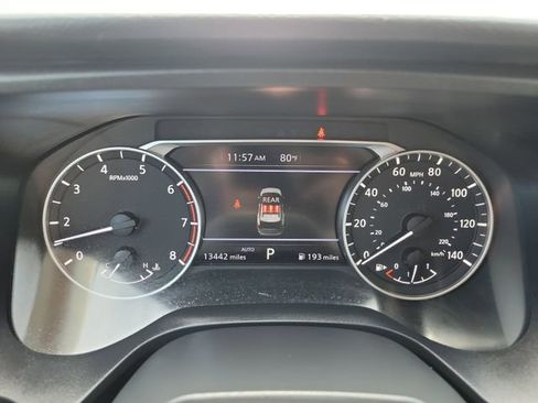 Used 2025 Nissan Rogue SV image 25