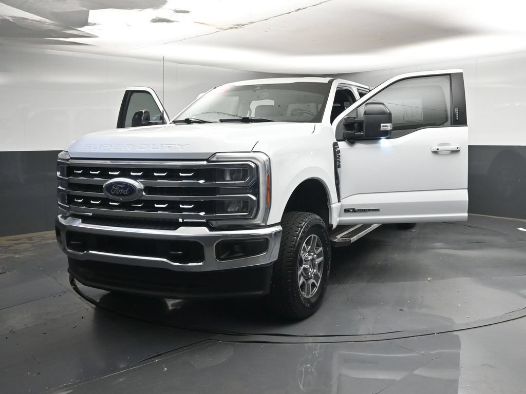 Used 2023 Ford F250 Lariat w/ FX4 Off-Road Package AWD/4WD image 49