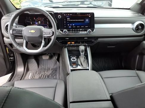 Used 2023 Chevrolet Colorado LT w/ LT Convenience Package III AWD/4WD image 12