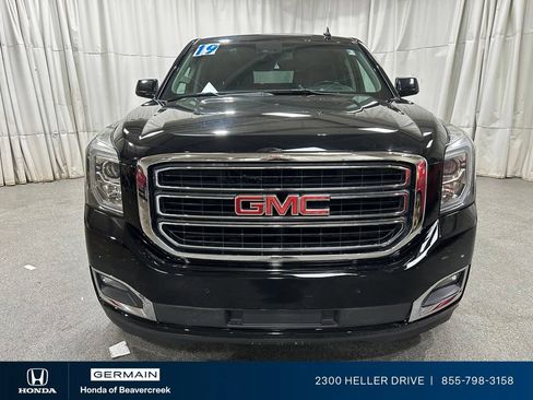 Used 2019 GMC Yukon XL SLT RWD image 3