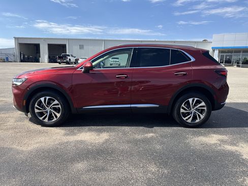 Used 2022 Buick Envision Essence w/ Technology Package I image 2