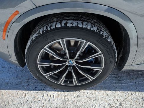 New 2026 BMW X5 M60i w/ Climate Comfort Package image 30