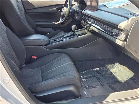 Used 2023 Honda Accord Sport image 21