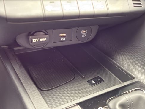Certified 2025 Hyundai Elantra Sport FWD image 27