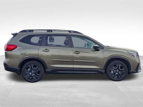 Used 2025 Subaru Ascent Bronze Edition AWD/4WD image 6