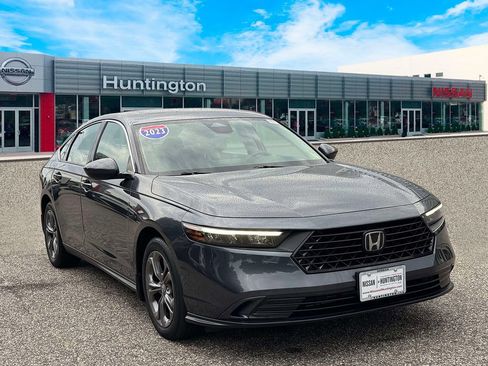 Used 2023 Honda Accord EX image 4