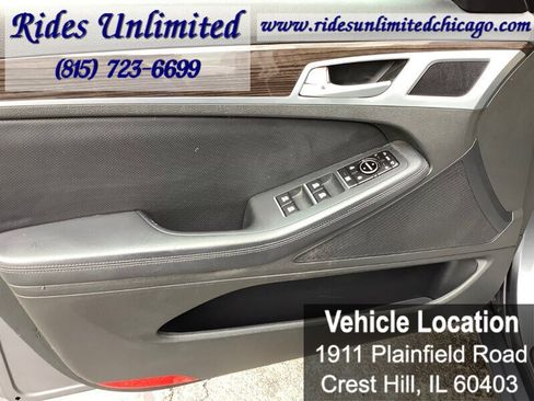 Used 2016 Hyundai Genesis 3.8 image 11