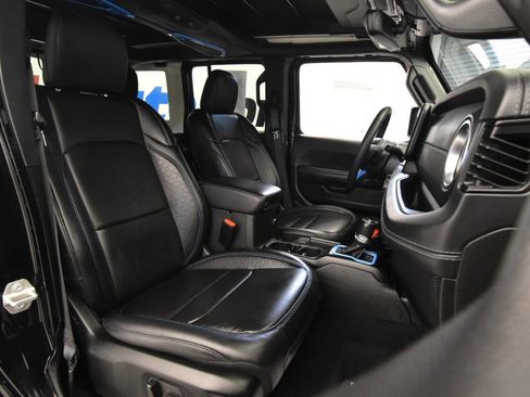 Used 2024 Jeep Wrangler High Altitude AWD/4WD image 25