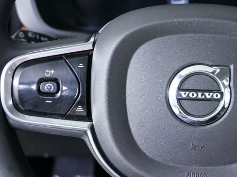 Certified 2023 Volvo XC60 B5 Ultimate AWD/4WD image 12