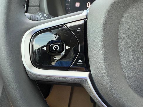 New 2026 Volvo XC90 B6 Plus w/ Protection Package Premier image 13