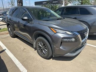 Used 2022 Nissan Rogue S video 1