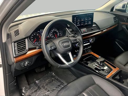 Used 2023 Audi Q5 2.0T Premium w/ Convenience Package AWD/4WD image 34
