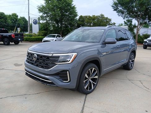 New 2026 Volkswagen Atlas SEL Premium R-Line AWD/4WD image 3