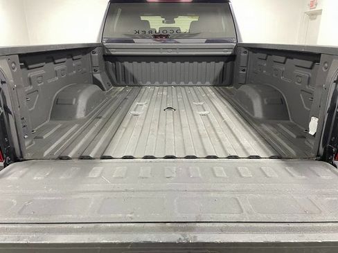 Used 2024 Chevrolet Silverado 2500 Custom w/ Custom Convenience Package AWD/4WD image 24