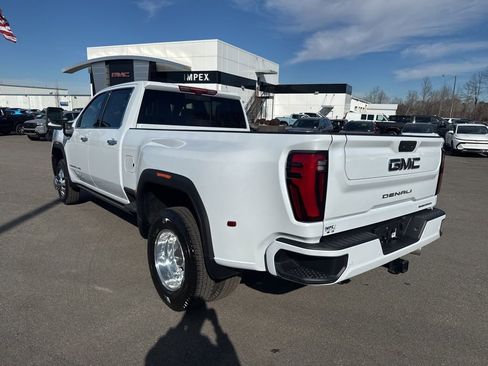 New 2026 GMC Sierra 3500 Denali Ultimate image 3