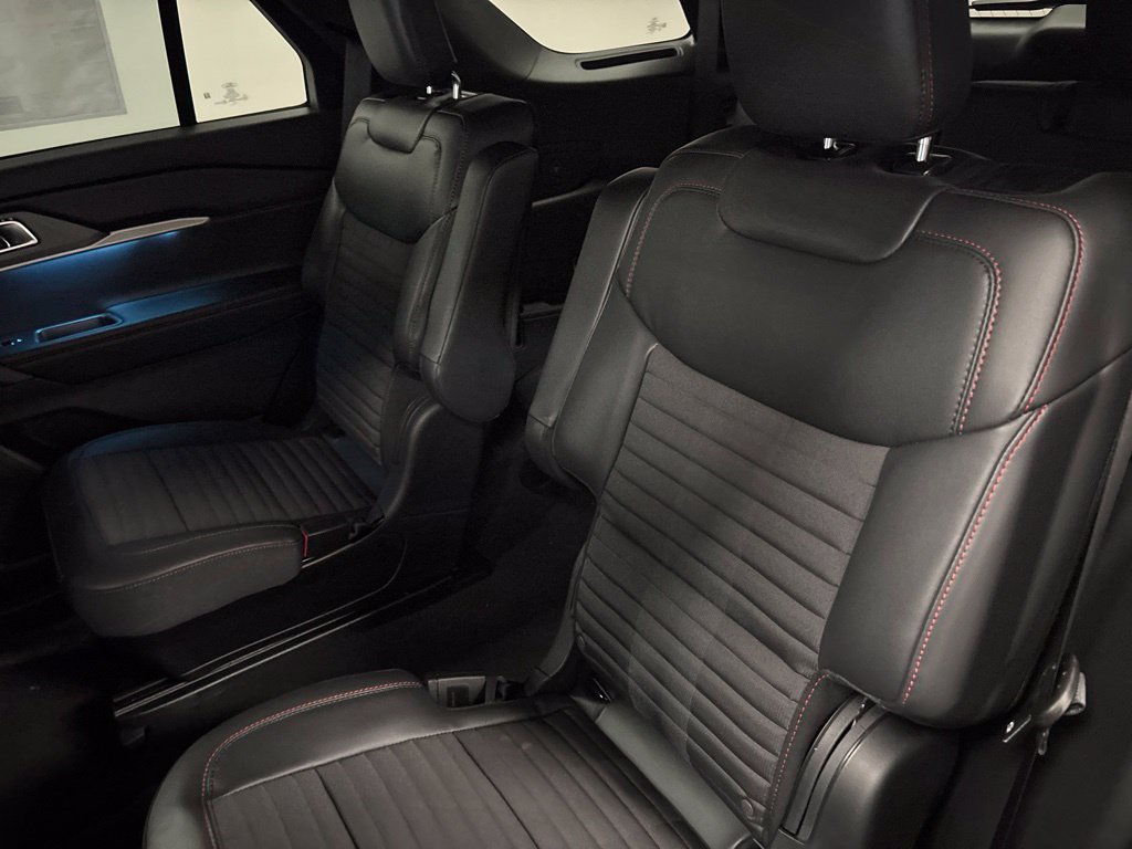 New 2026 Ford Explorer ST-Line w/ ST-Line Street Pack AWD/4WD image 26
