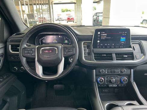 Used 2022 GMC Yukon SLT w/ SLT Premium Package RWD image 17