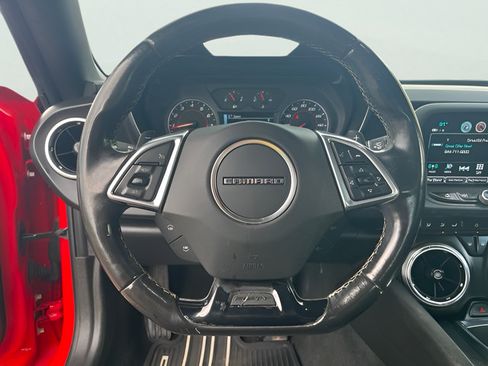 Used 2017 Chevrolet Camaro LT w/ Technology Package RWD image 16