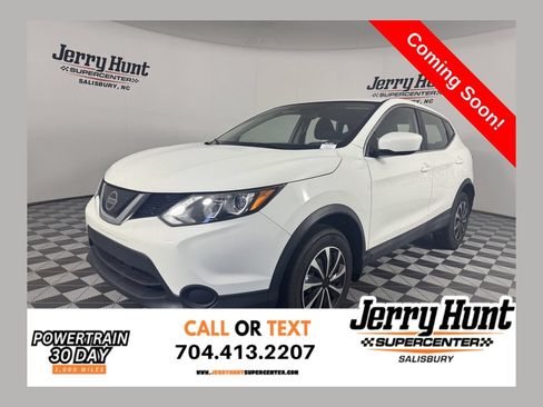 Used 2019 Nissan Rogue Sport S FWD image 1
