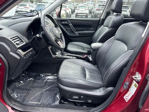 Used 2018 Subaru Forester 2.5i Touring image 12