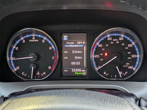 Used 2016 Toyota RAV4 Limited image 30