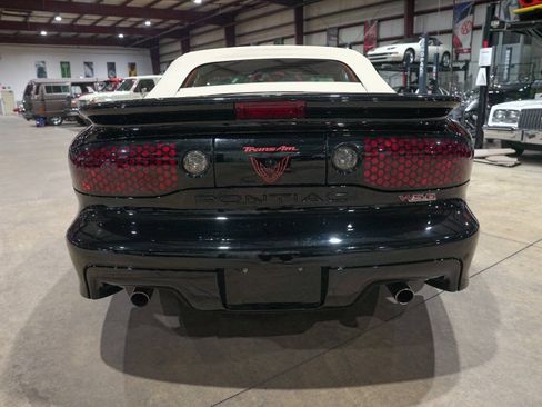 Used 2001 Pontiac Firebird Trans Am RWD image 23