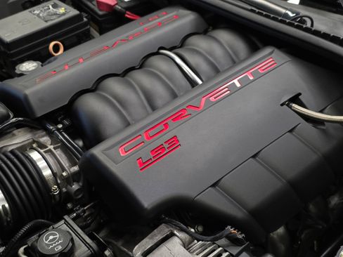 Used 2009 Chevrolet Corvette Convertible w/ Preferred Equipment Group RWD image 3