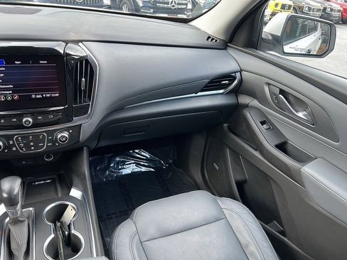 Used 2021 Chevrolet Traverse Premier w/ LPO, Cargo Package image 37