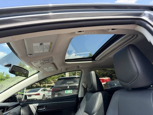 Used 2015 Toyota Corolla S FWD image 15