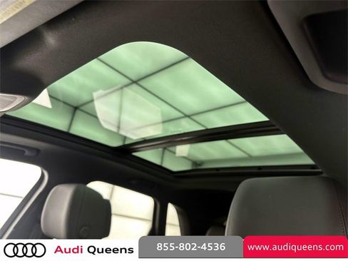 Certified 2022 Audi Q3 2.0T Premium Plus w/ Premium Plus Package image 23