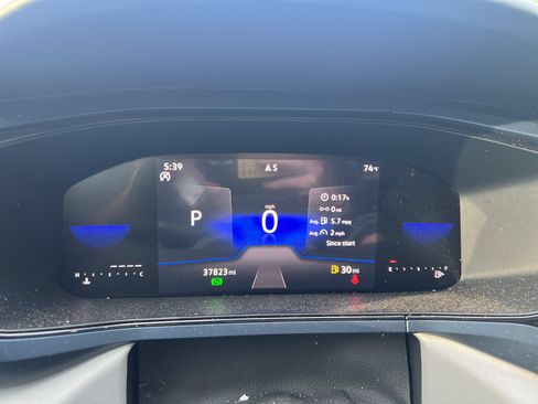 Certified 2023 Volkswagen Taos SE w/ Panoramic Sunroof Package FWD image 19
