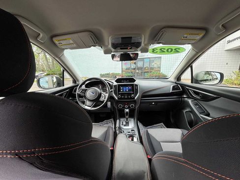 Used 2023 Subaru Crosstrek 2.0i Premium AWD/4WD image 14