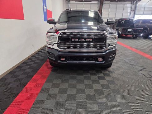 Used 2019 RAM 2500 Limited AWD/4WD image 4