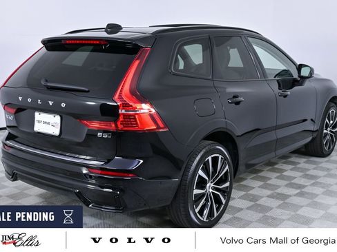 Certified 2023 Volvo XC60 B5 Plus w/ Climate Package image 30